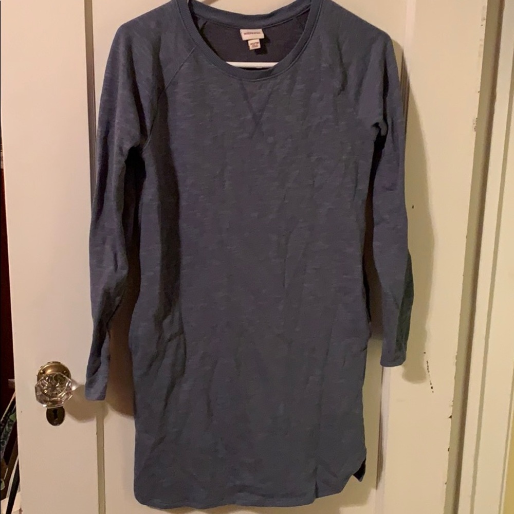 Sweatshirt dress